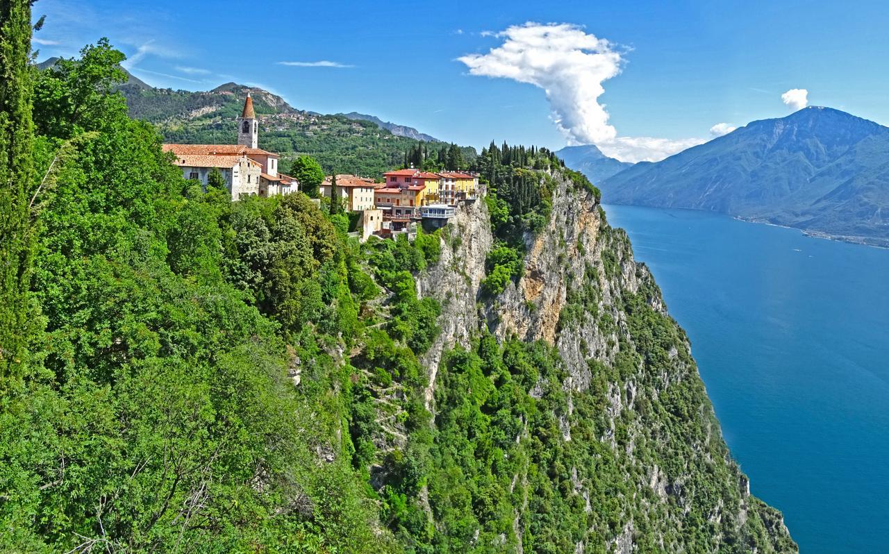 Casa De Pol Exclusive Lake View By Gardadomusmea Tremosine 외부 사진